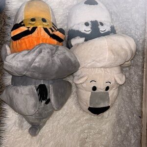 🌲 $5 sale w bundle Flip a zoo tiger elephant  husky tbear plush animal 2 pc